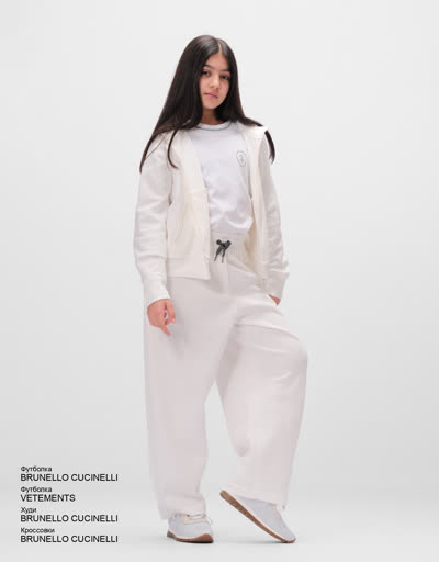 Glamour Avenue Product 4759
