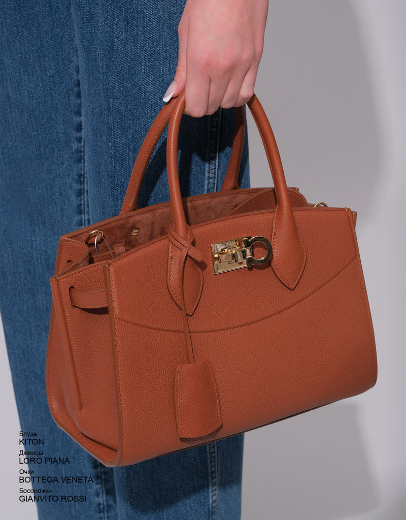 Glamour Avenue | Look ID 8913