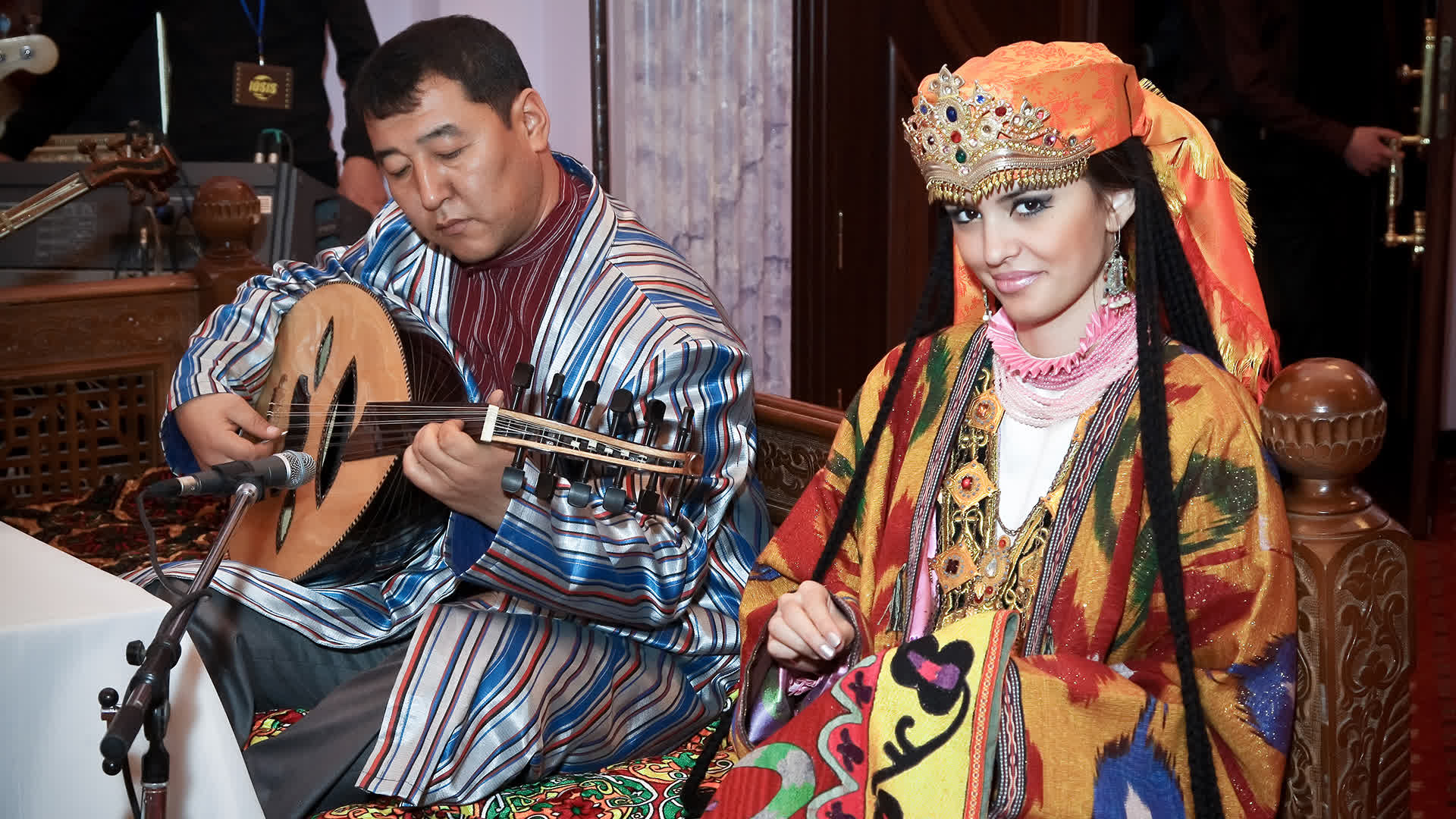 Glamour Avenue Zoom ДЕНЬ РОЖДЕНИЯ GLAMOUR: ДВУХЛЕТИЕ БУТИКА.