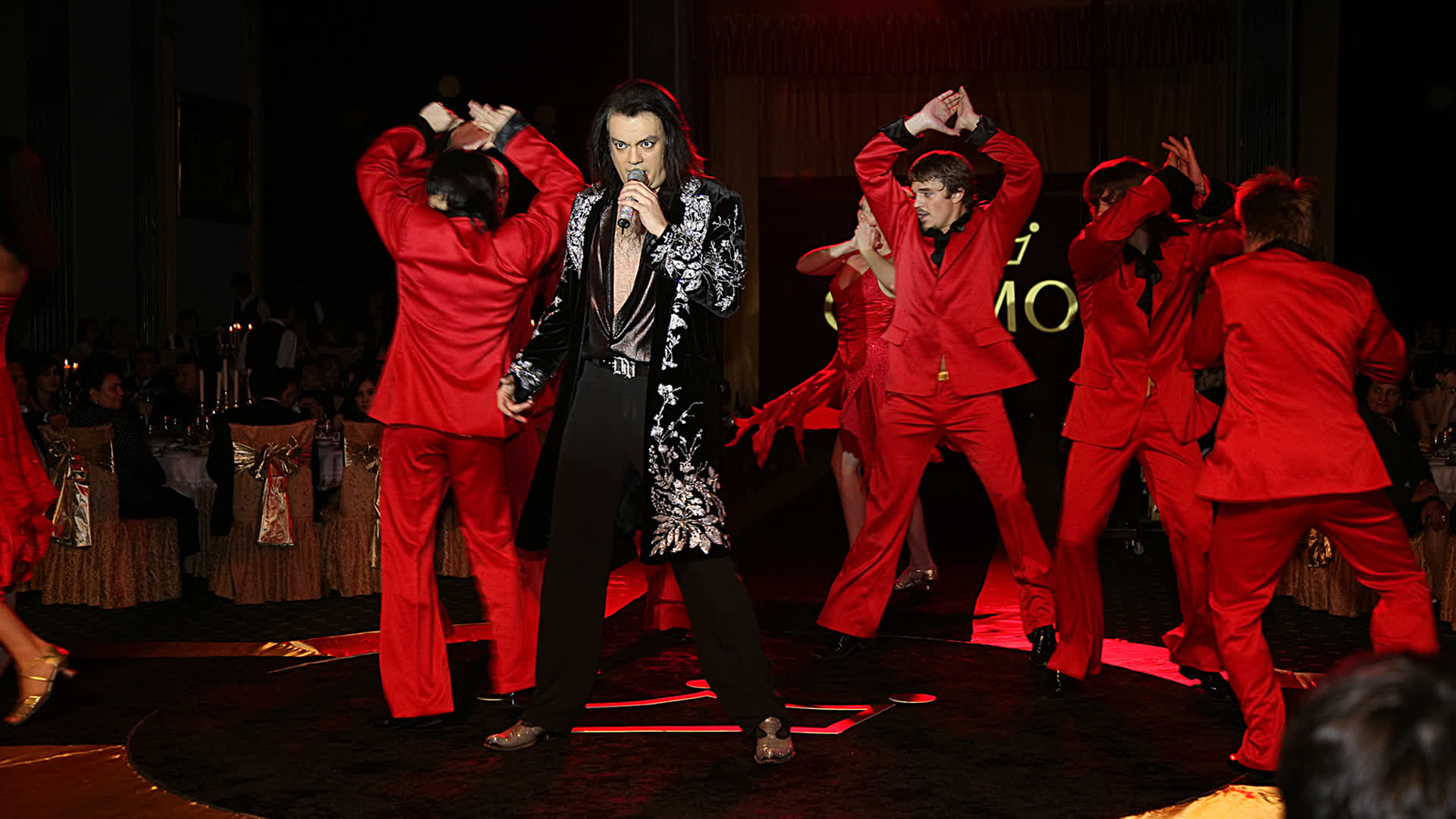 Glamour Avenue Zoom ДЕНЬ РОЖДЕНИЯ GLAMOUR: ДВУХЛЕТИЕ БУТИКА.