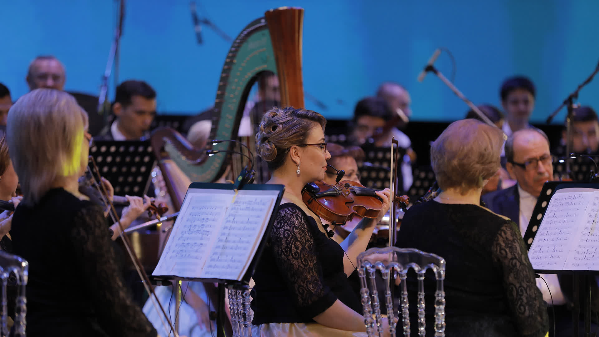 Glamour Avenue Zoom Гала-вечер в честь 20-летия Podium Italia прошел в ГАБТе  