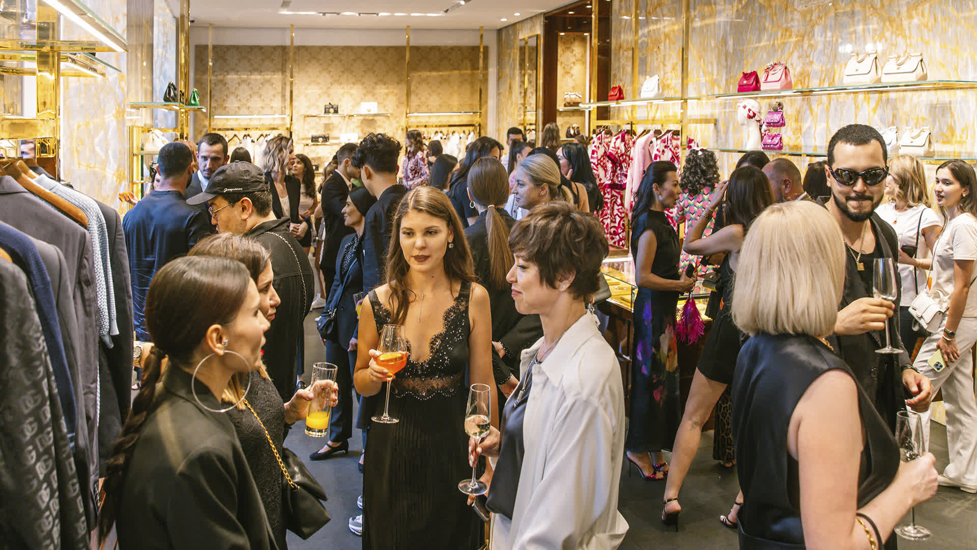 Glamour Avenue Zoom DOLCE & GABBANA: ПЕРВЫЙ БУТИК В УЗБЕКИСТАНЕ