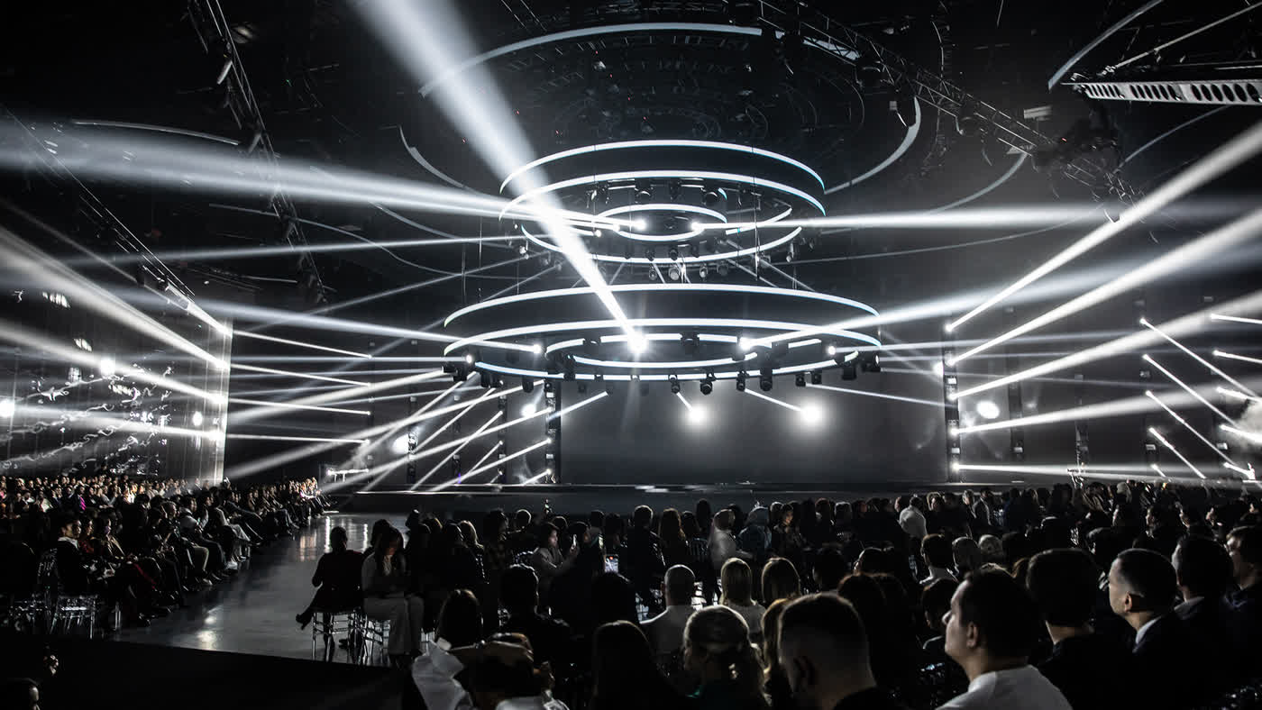 Glamour Avenue  Акцентный воротник