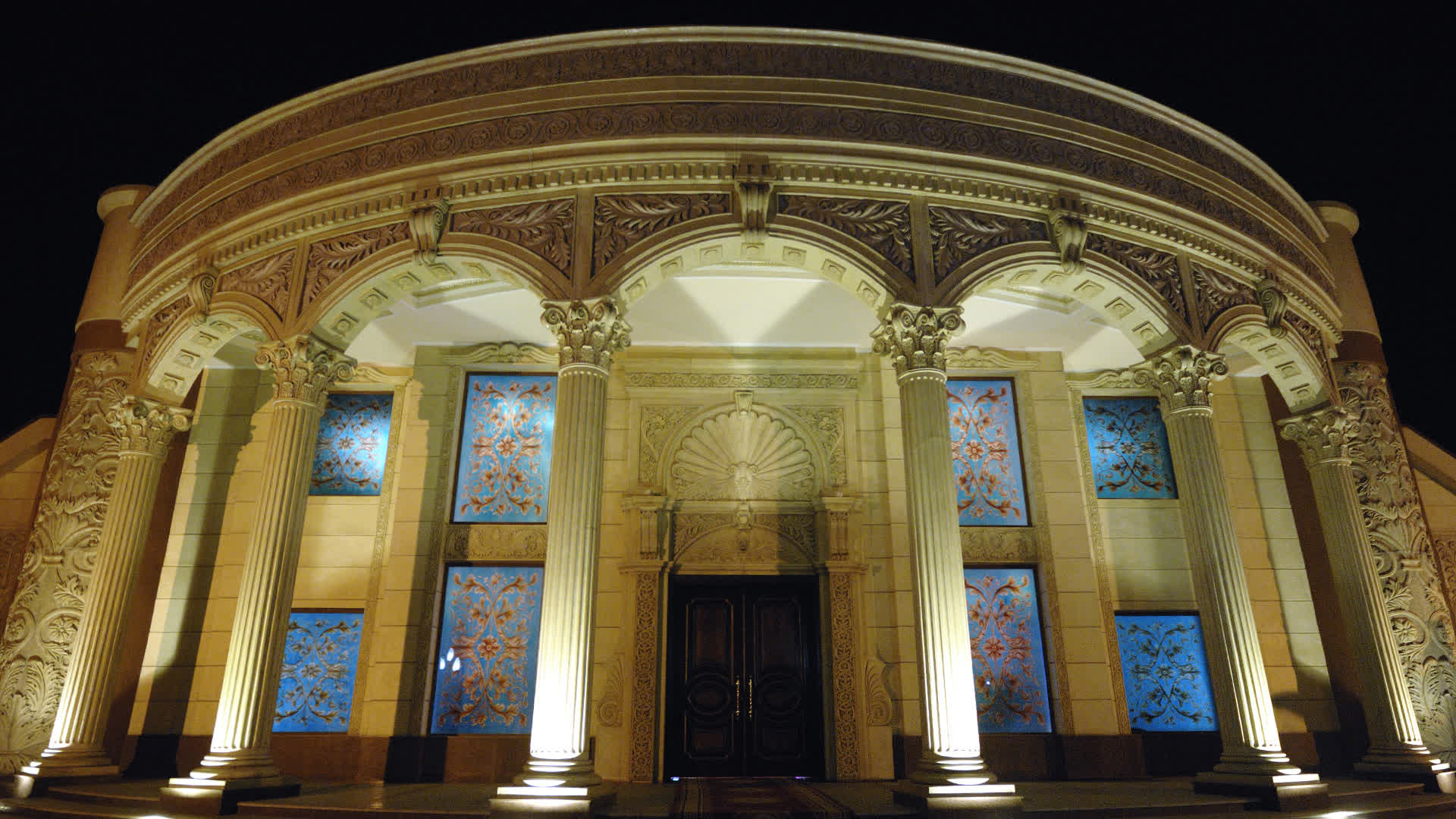 Glamour Avenue Slider Top