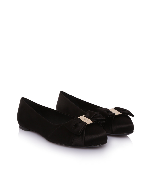 SALVATORE FERRAGAMO Балетки 46500