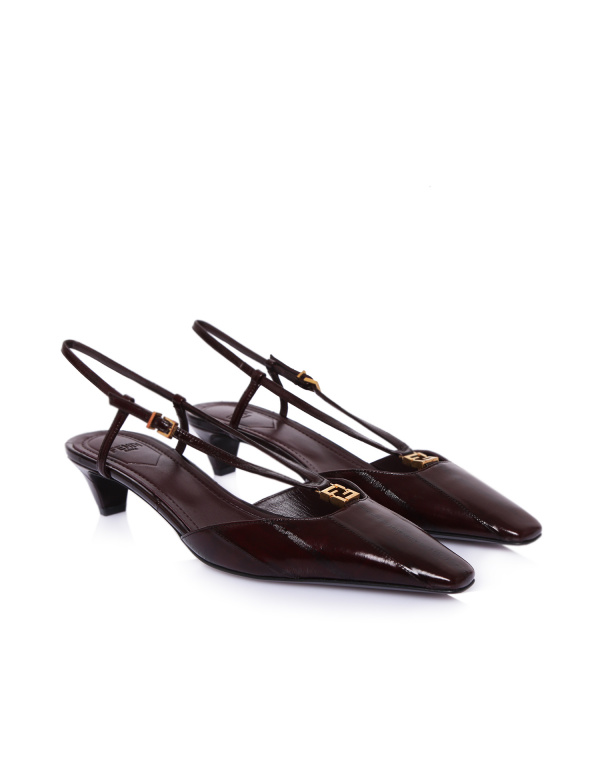 FENDI Босоножки 41845