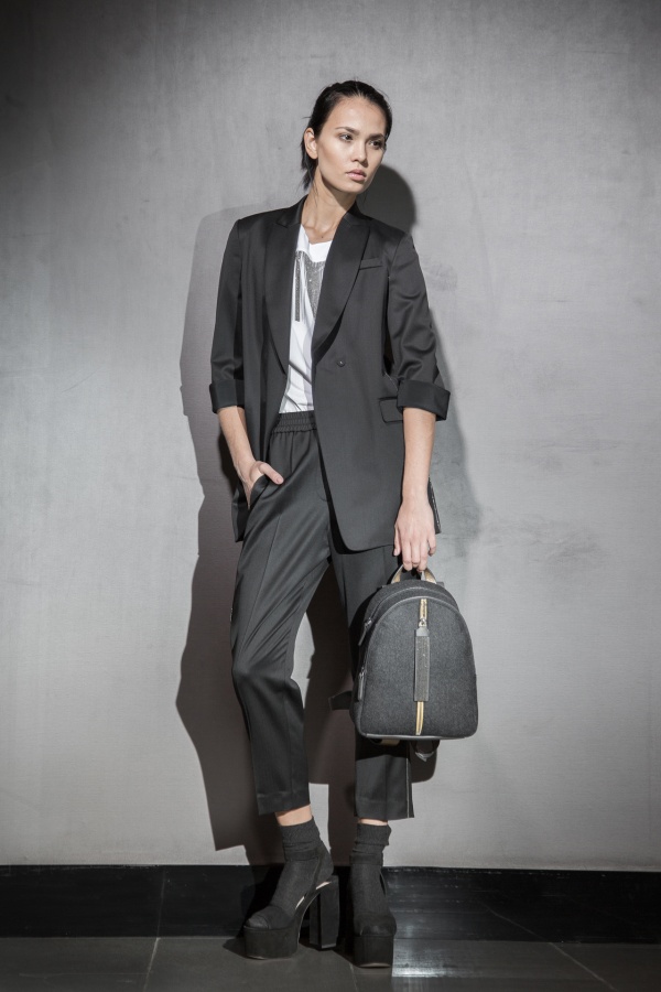 MIU MIU Босоножки  307