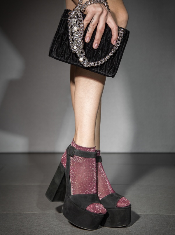 MIU MIU Босоножки  307