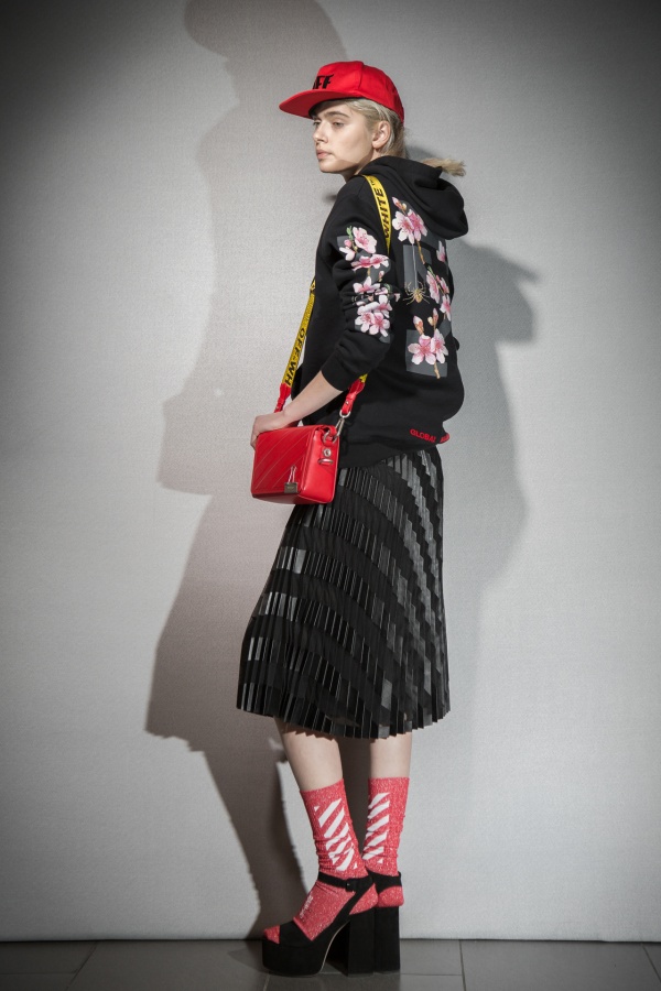 MIU MIU Босоножки  307