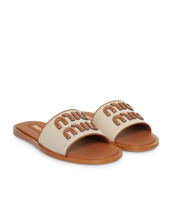 MIU MIU Шлепанцы 42290