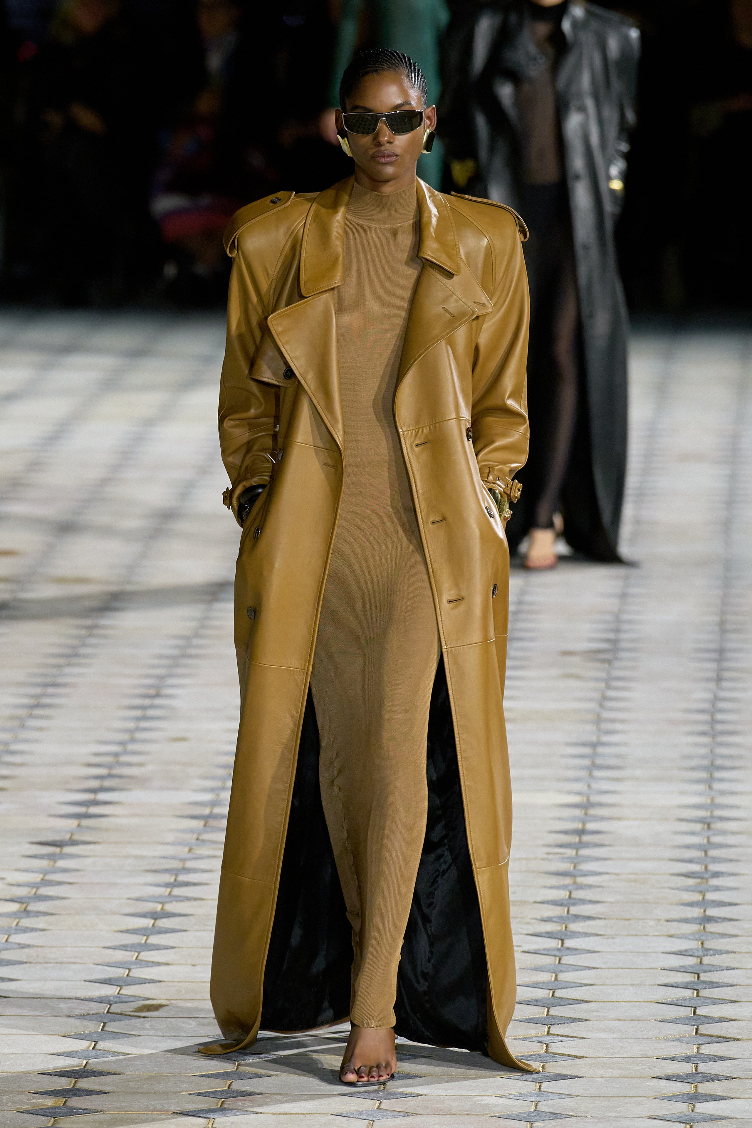 Glamour Avenue Trand 2002