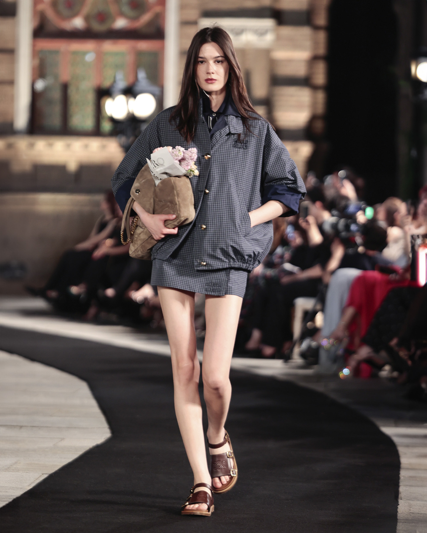 Glamour Avenue Trand 3949