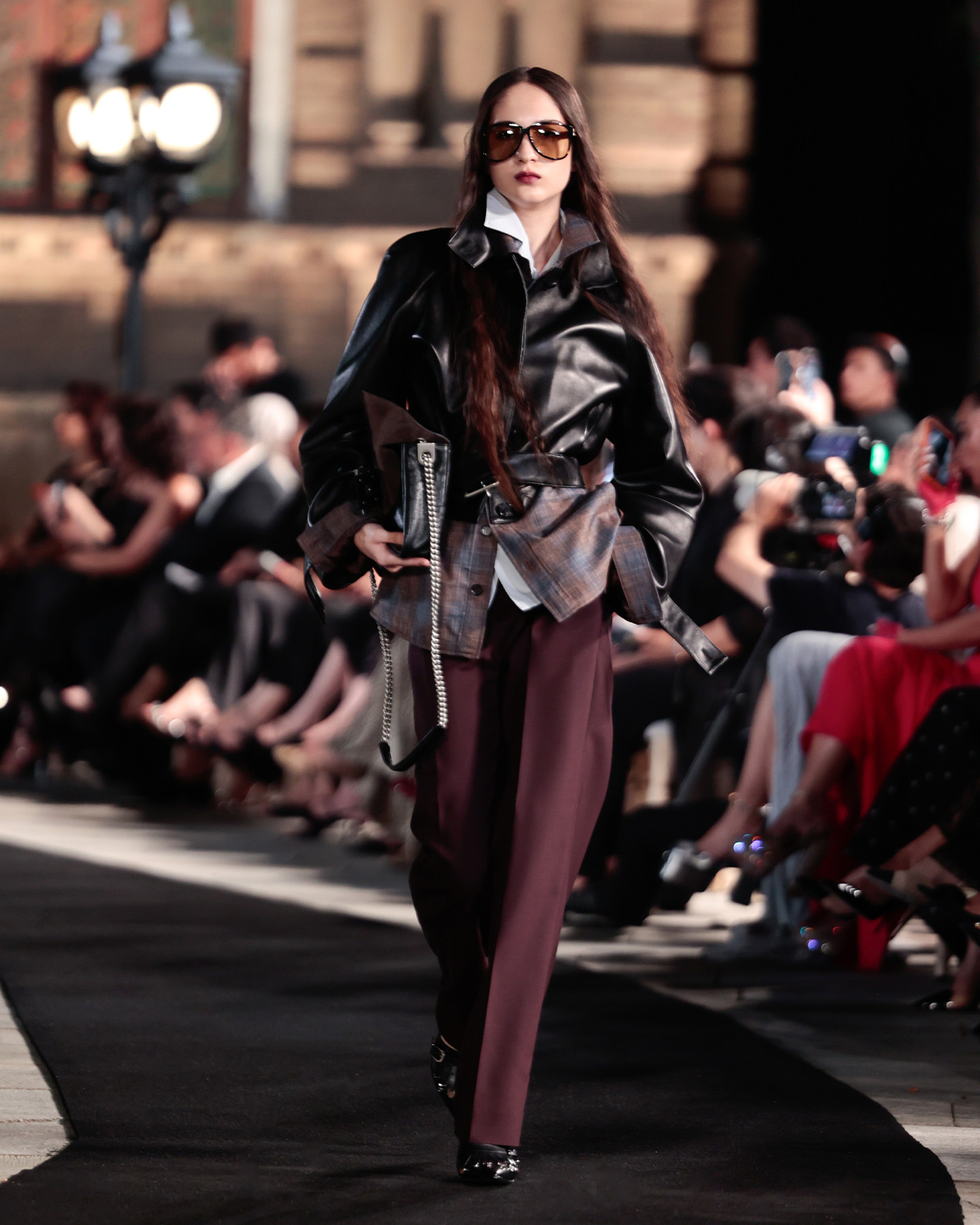 Glamour Avenue Trand 3973